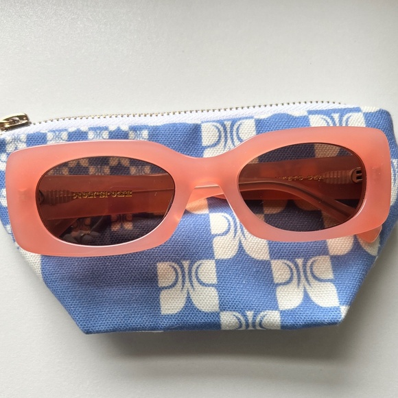 Wolfspout Iris Sunglasses Yesterday’s Rosé Pink
